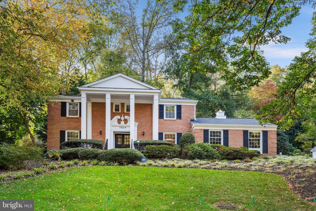 7404 RIPPON RD, Alexandria, VA 22307