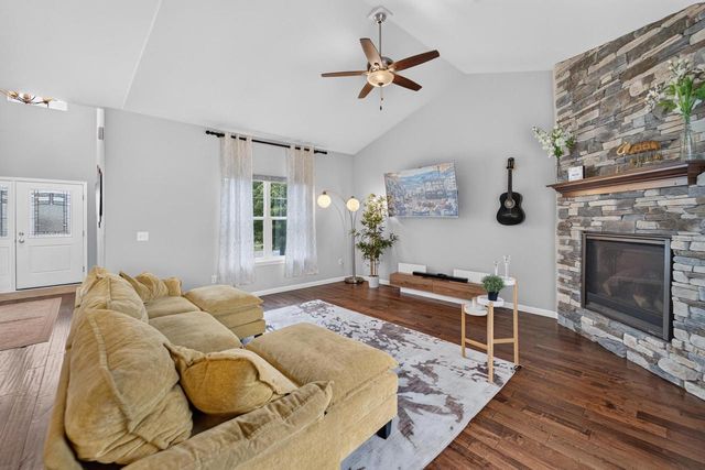 517 Dragon Willow Lane, Middleton, WI 53562