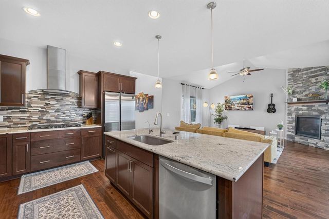 517 Dragon Willow Lane, Middleton, WI 53562