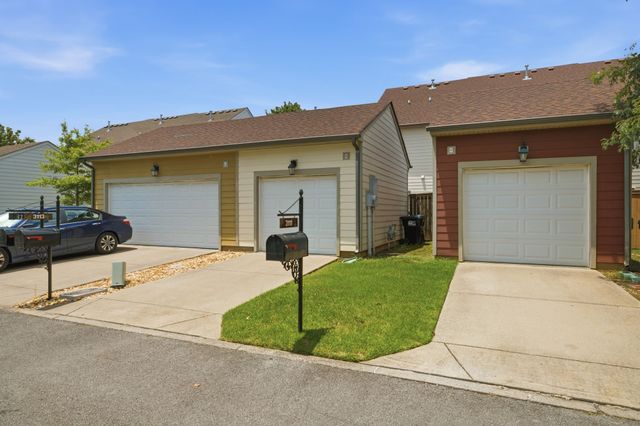 3113 Monrovia Dr, Murfreesboro, TN 37128