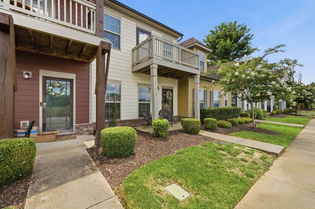 3113 Monrovia Dr, Murfreesboro, TN 37128