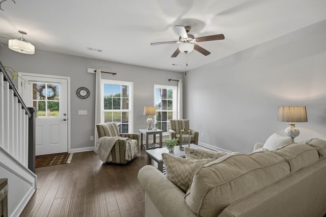 3113 Monrovia Dr, Murfreesboro, TN 37128
