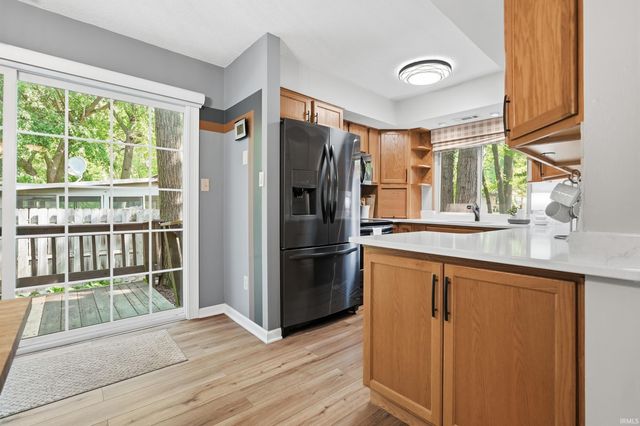 5038 Stellhorn Road, Fort Wayne, IN 46815