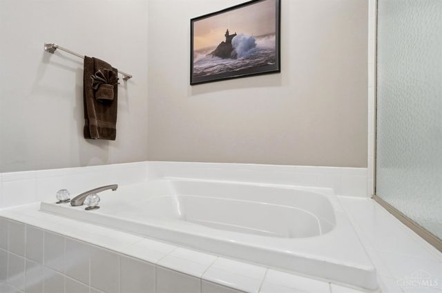 7119 White Oak Court, Mason, OH 45040