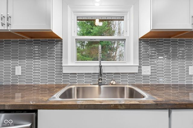 4705 Allisonville Road, Indianapolis, IN 46205