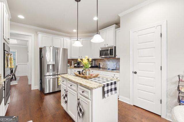 90 Timber Drive, Forsyth, GA 31029