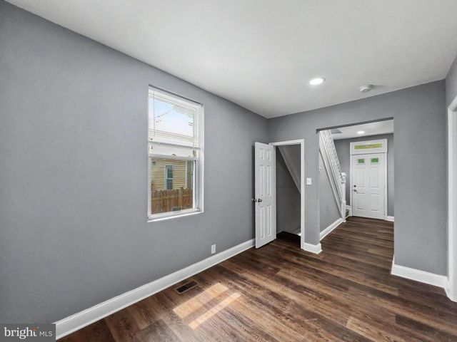 5900 HAMILTON AVE, Baltimore, MD 21237