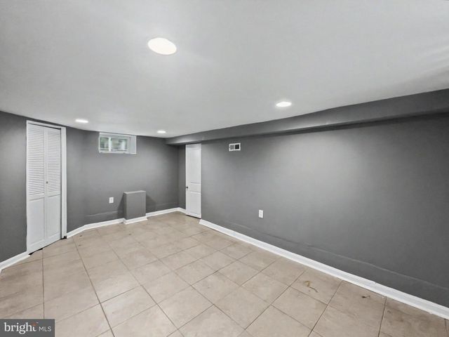 5900 HAMILTON AVE, Baltimore, MD 21237