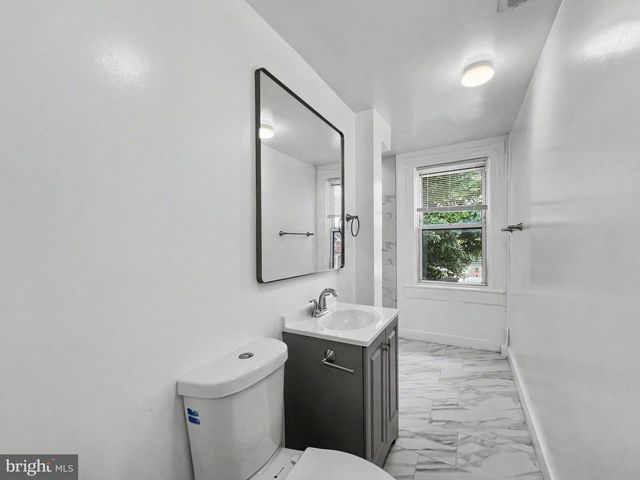5900 HAMILTON AVE, Baltimore, MD 21237