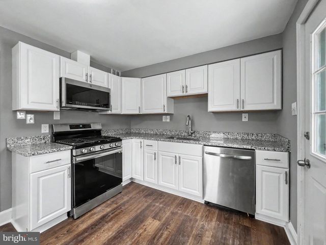 5900 HAMILTON AVE, Baltimore, MD 21237