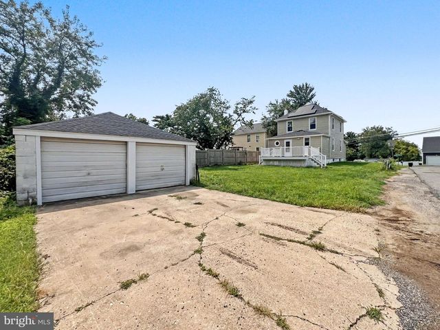 5900 HAMILTON AVE, Baltimore, MD 21237