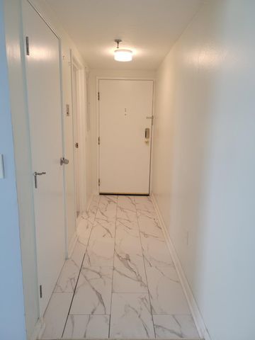 200 Cove Way 612, Quincy, MA 02169