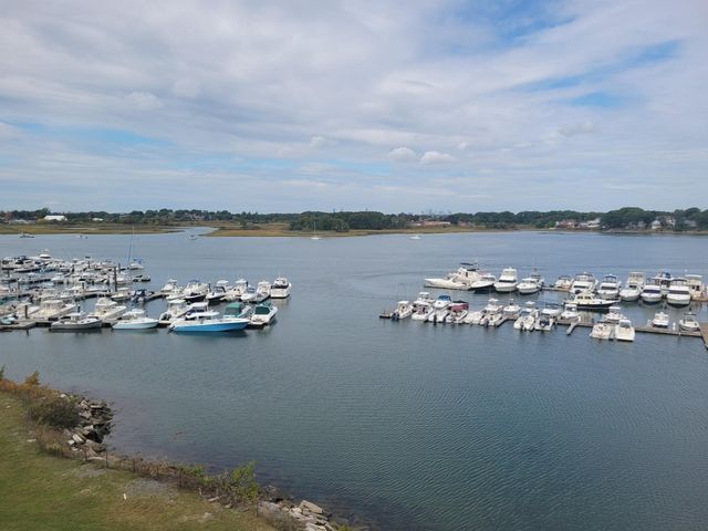 200 Cove Way 612, Quincy, MA 02169