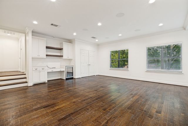 6900 Laramie Drive, Plano, TX 75023