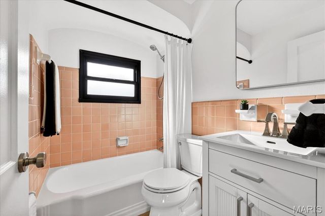 8924 Anchor Drive, St Louis, MO 63123