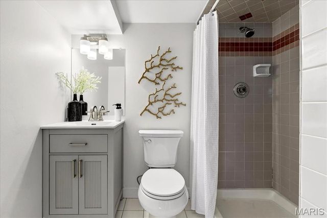 8924 Anchor Drive, St Louis, MO 63123