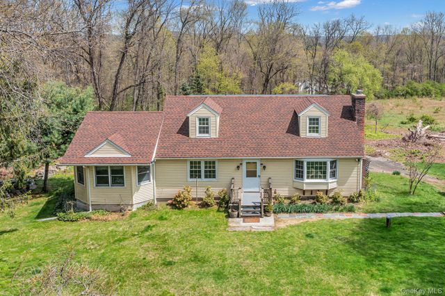 10 Otha Drive, Katonah, NY 10536