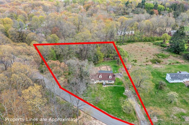 10 Otha Drive, Katonah, NY 10536
