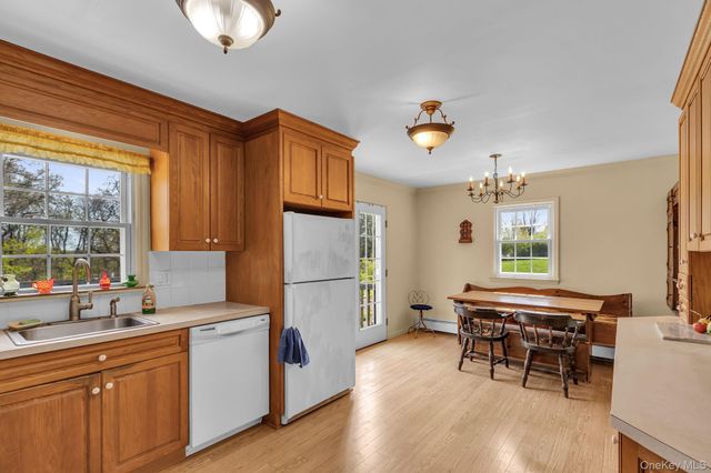 10 Otha Drive, Katonah, NY 10536
