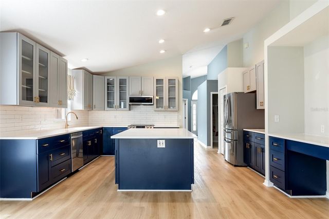 1059 BLUEGRASS DRIVE, Groveland, FL 34736