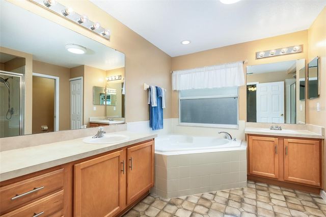 1059 BLUEGRASS DRIVE, Groveland, FL 34736