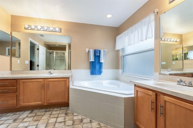 1059 BLUEGRASS DRIVE, Groveland, FL 34736