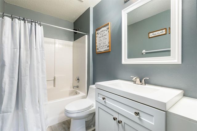 1059 BLUEGRASS DRIVE, Groveland, FL 34736