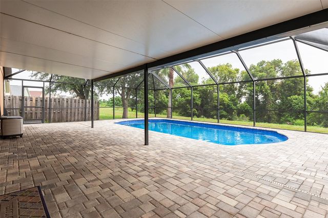 1059 BLUEGRASS DRIVE, Groveland, FL 34736