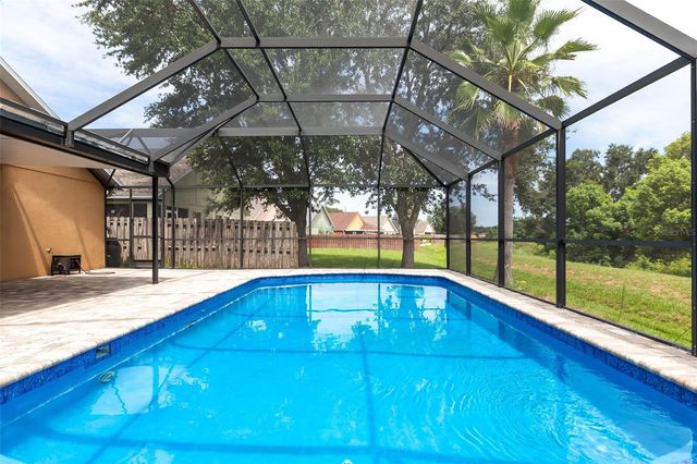1059 BLUEGRASS DRIVE, Groveland, FL 34736