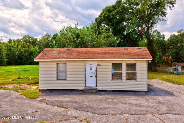 2017 Telephone Road, Pascagoula, MS 39567