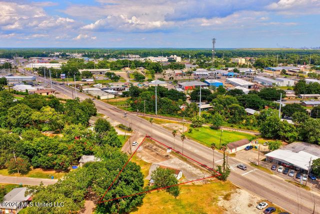 2017 Telephone Road, Pascagoula, MS 39567