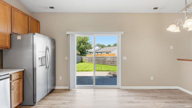 3825 Stanton Hall Parkway, Fort Wayne, IN 46815