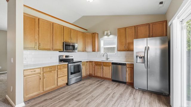 3825 Stanton Hall Parkway, Fort Wayne, IN 46815