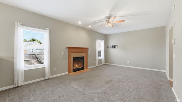 3825 Stanton Hall Parkway, Fort Wayne, IN 46815