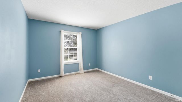 3825 Stanton Hall Parkway, Fort Wayne, IN 46815