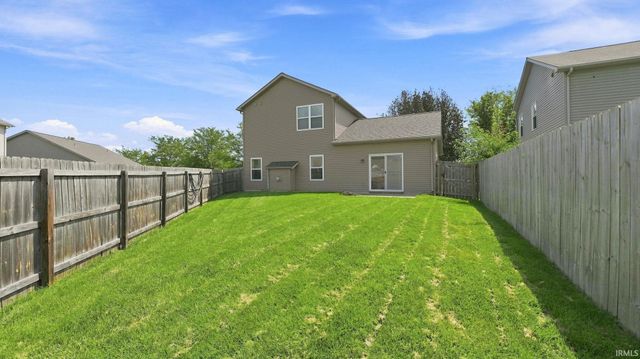 3825 Stanton Hall Parkway, Fort Wayne, IN 46815