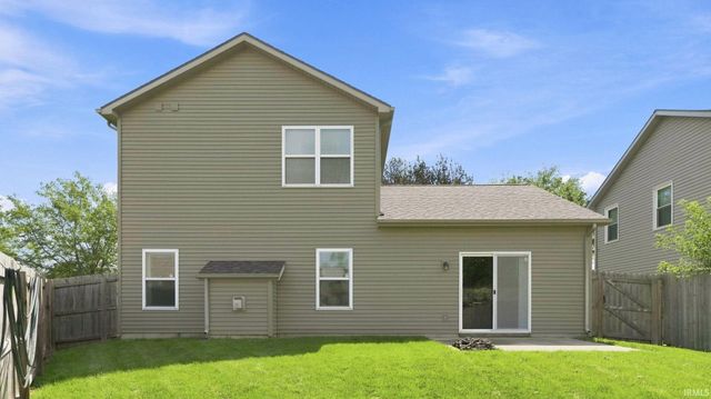 3825 Stanton Hall Parkway, Fort Wayne, IN 46815
