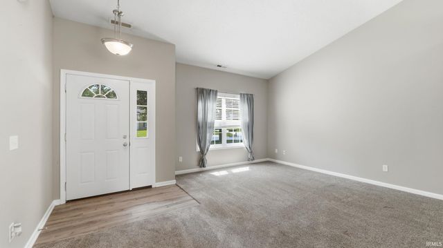 3825 Stanton Hall Parkway, Fort Wayne, IN 46815
