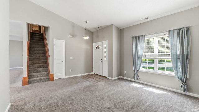 3825 Stanton Hall Parkway, Fort Wayne, IN 46815