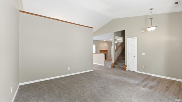 3825 Stanton Hall Parkway, Fort Wayne, IN 46815