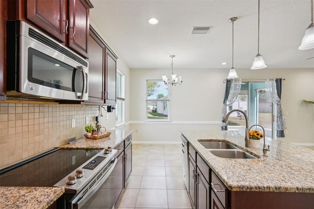 11129 KISKADEE CIRCLE, New Port Richey, FL 34654