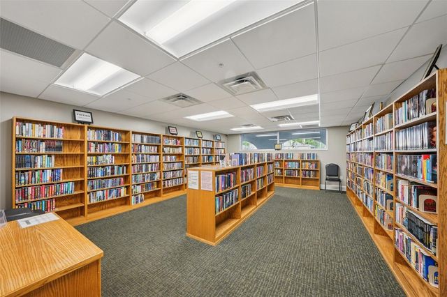 11129 KISKADEE CIRCLE, New Port Richey, FL 34654