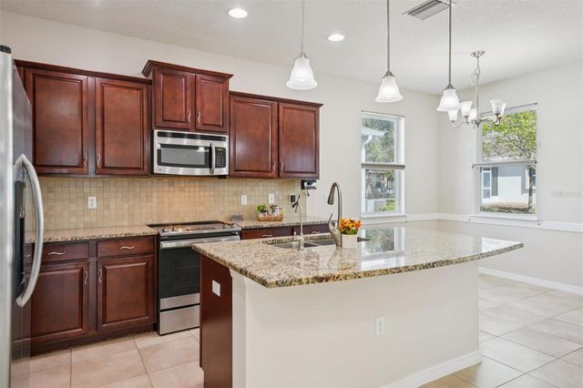 11129 KISKADEE CIRCLE, New Port Richey, FL 34654