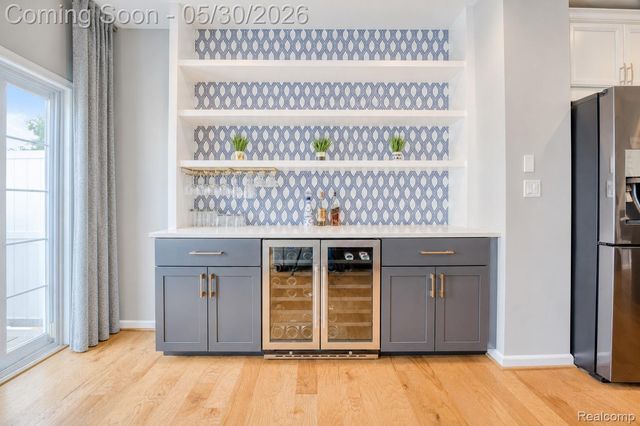 2777 Ashcombe Drive, Ann Arbor, MI 48105
