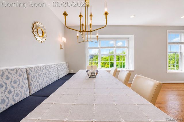 2777 Ashcombe Drive, Ann Arbor, MI 48105