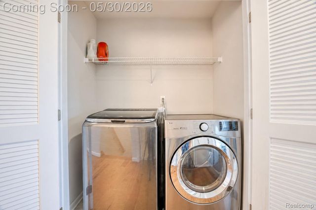 2777 Ashcombe Drive, Ann Arbor, MI 48105
