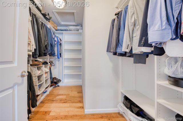 2777 Ashcombe Drive, Ann Arbor, MI 48105