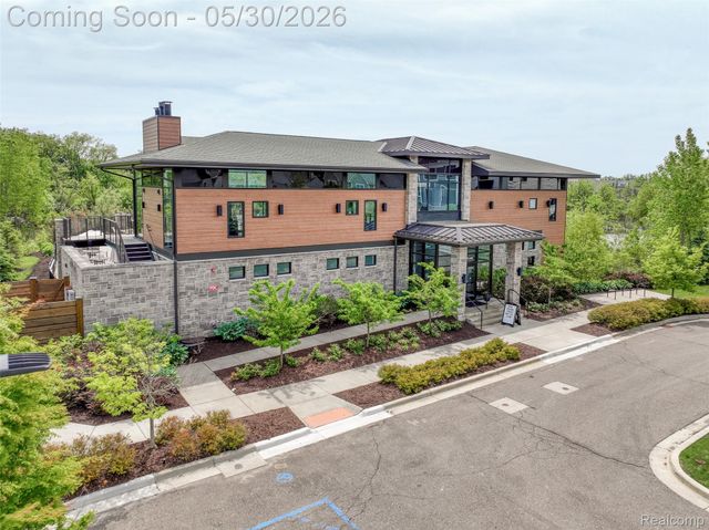 2777 Ashcombe Drive, Ann Arbor, MI 48105