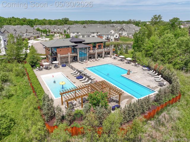 2777 Ashcombe Drive, Ann Arbor, MI 48105