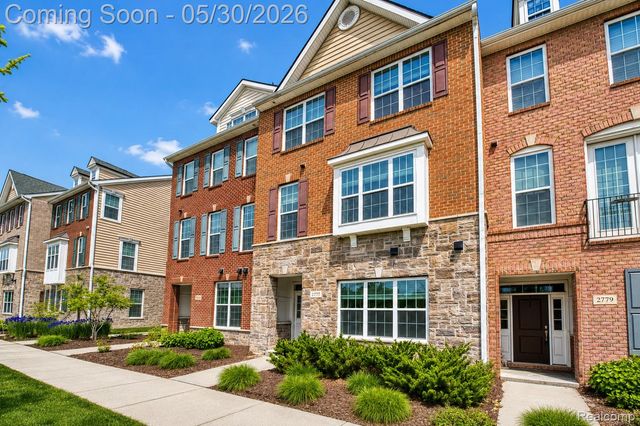 2777 Ashcombe Drive, Ann Arbor, MI 48105